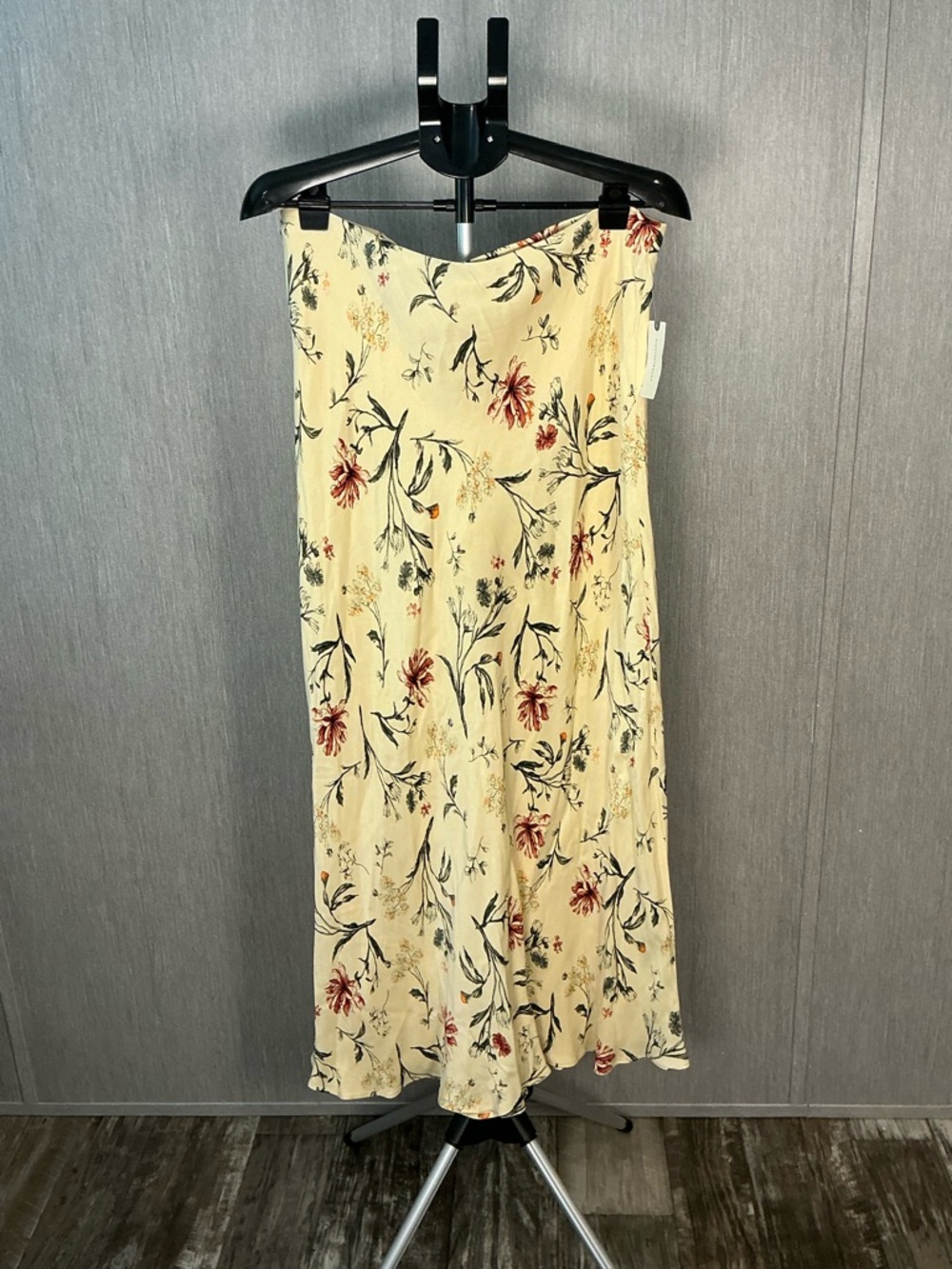 Anthropologie Cream Maxi Skirt with Rust Floral Print Size Large - Picture 12 of 12